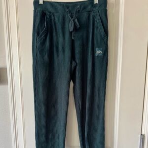 ALO Yoga Men's Ribbed Joggers - Teal Green